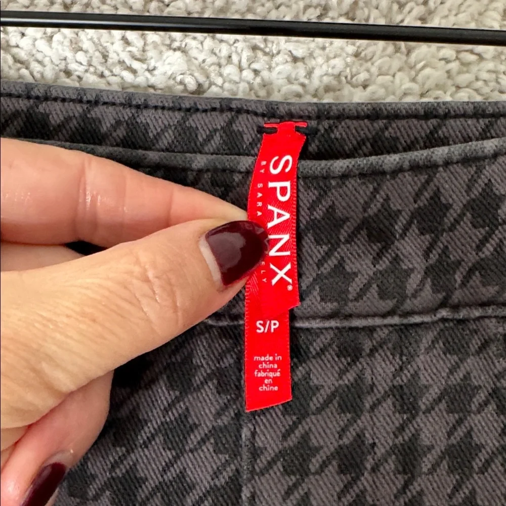 SPANX Jeanish Houndstooth Jean-ish black‎ gray size Small Women’s Jean Leggings